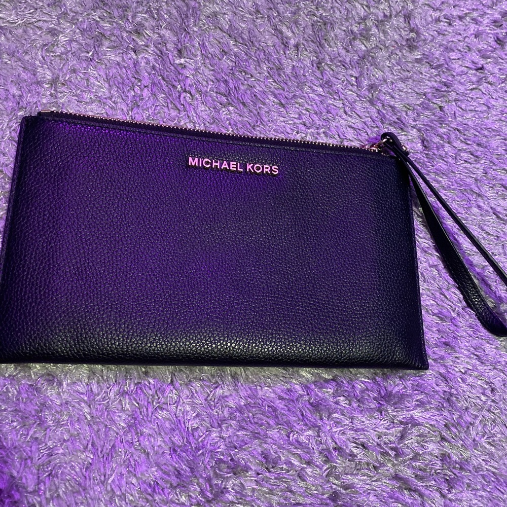 Michael Kors black wristlet